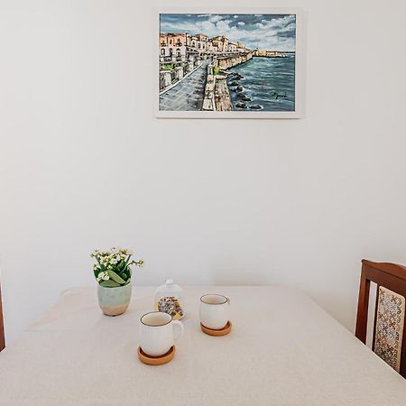 Green Leaves Apartment シラクーサ エクステリア 写真